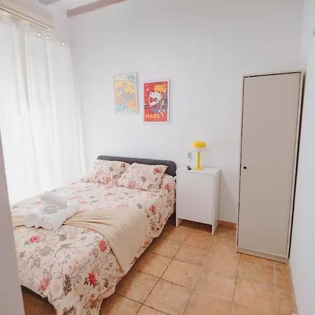 In Διαμέρισμα Ταραγόνα